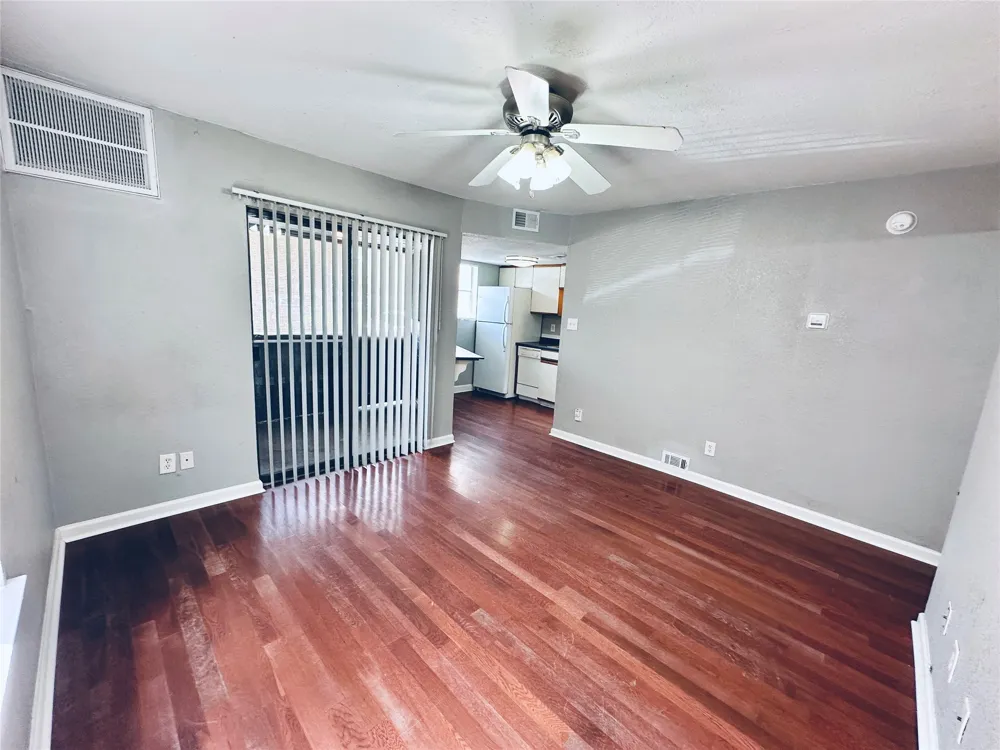 2500 Burleson Road #209 Austin, TX 78741