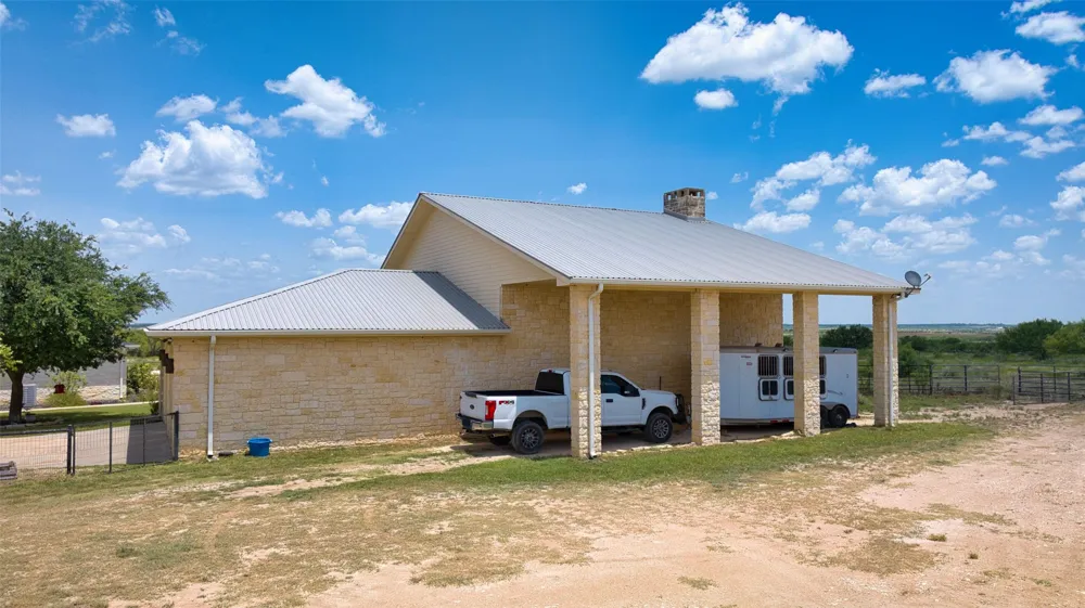 1456 Us Highway 283 Brady, TX 76825