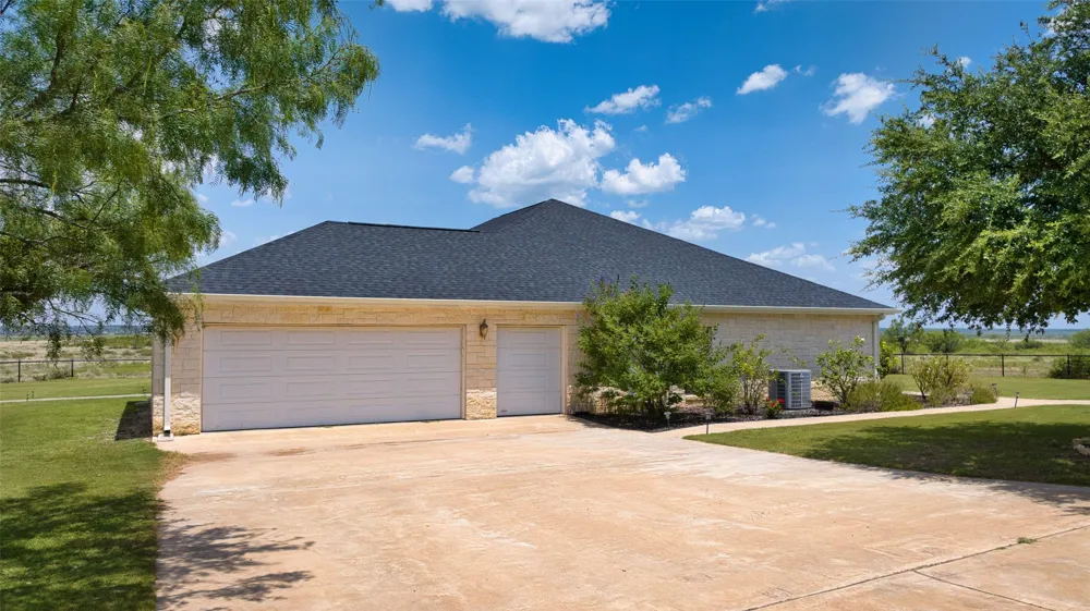 1456 Us Highway 283 Brady, TX 76825