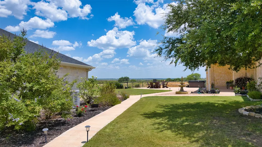 1456 Us Highway 283 Brady, TX 76825