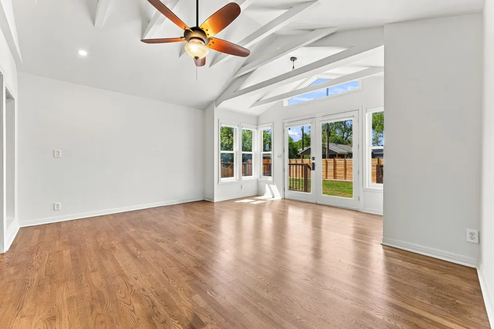 811 E 45th Street Austin, TX 78751