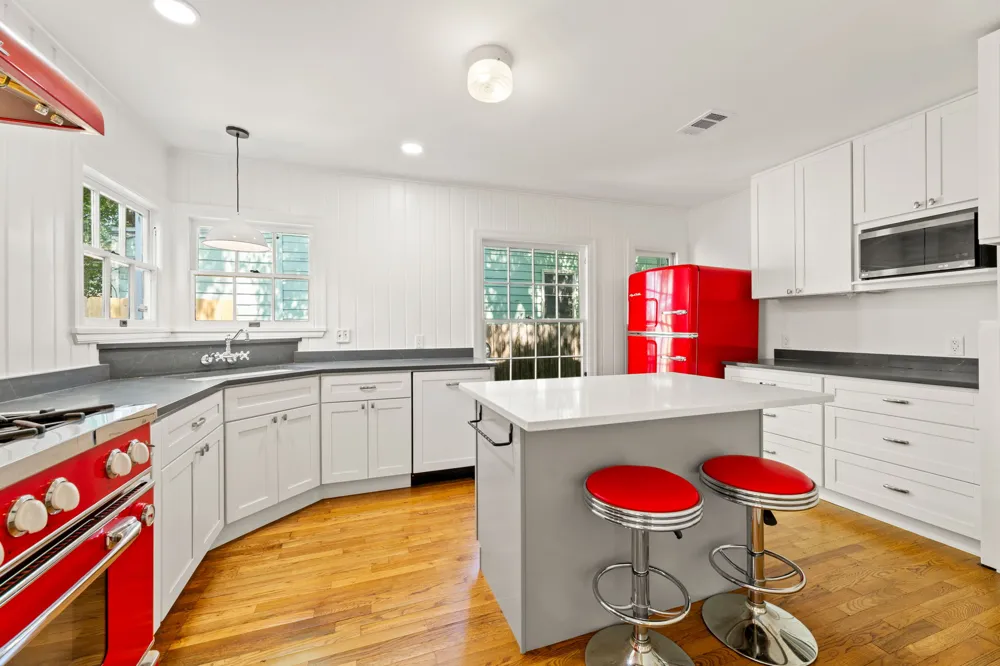 811 E 45th Street Austin, TX 78751