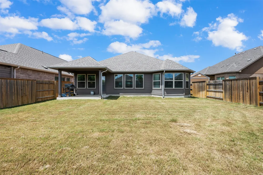 303 Cold River Run Kyle, TX 78640