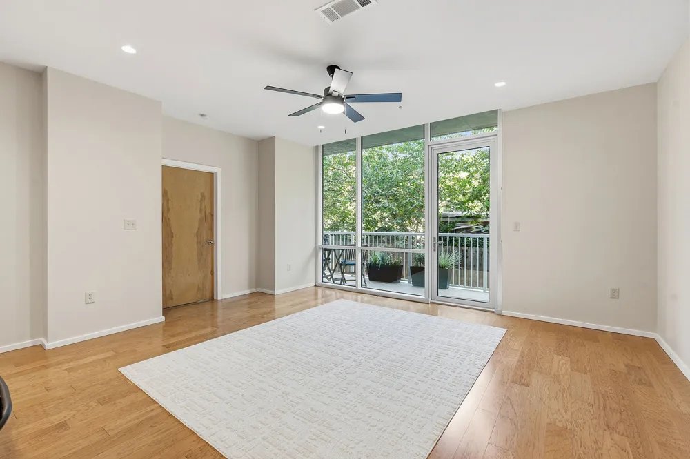 1600 Barton Springs Road #4105 Austin, TX 78704