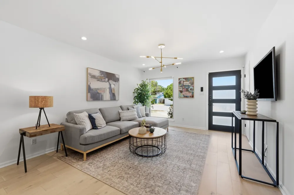 2609 Berkett Drive Austin, TX 78745