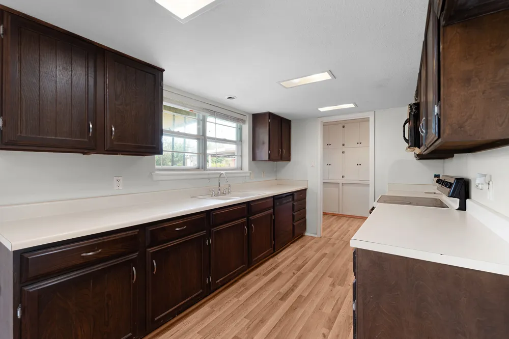 2025 Forest Trail Kingsland, TX 78639