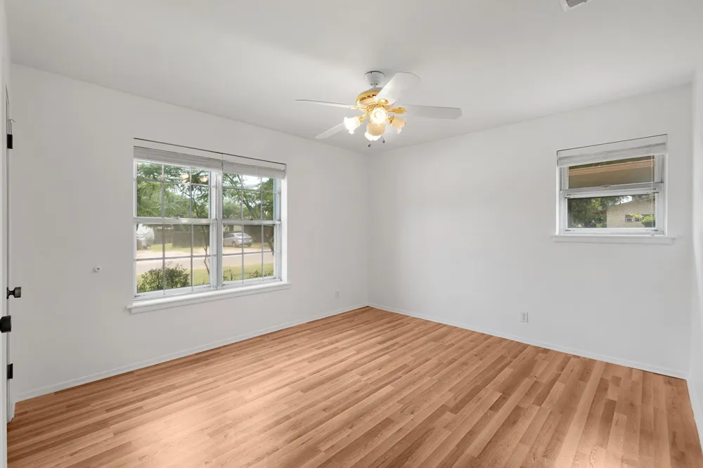 2025 Forest Trail Kingsland, TX 78639