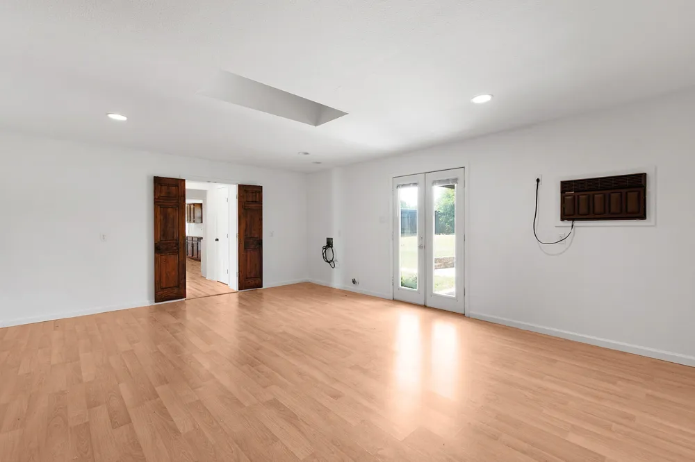2025 Forest Trail Kingsland, TX 78639