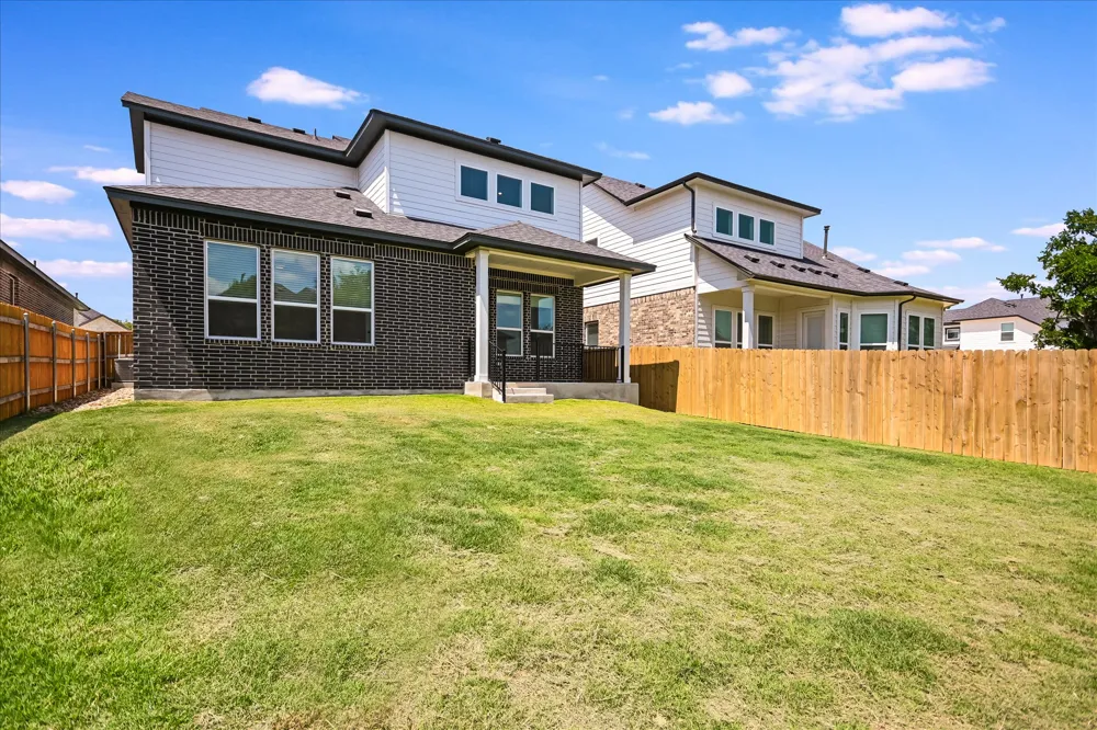 253 Darley Oak Drive Dripping Springs, TX 78620