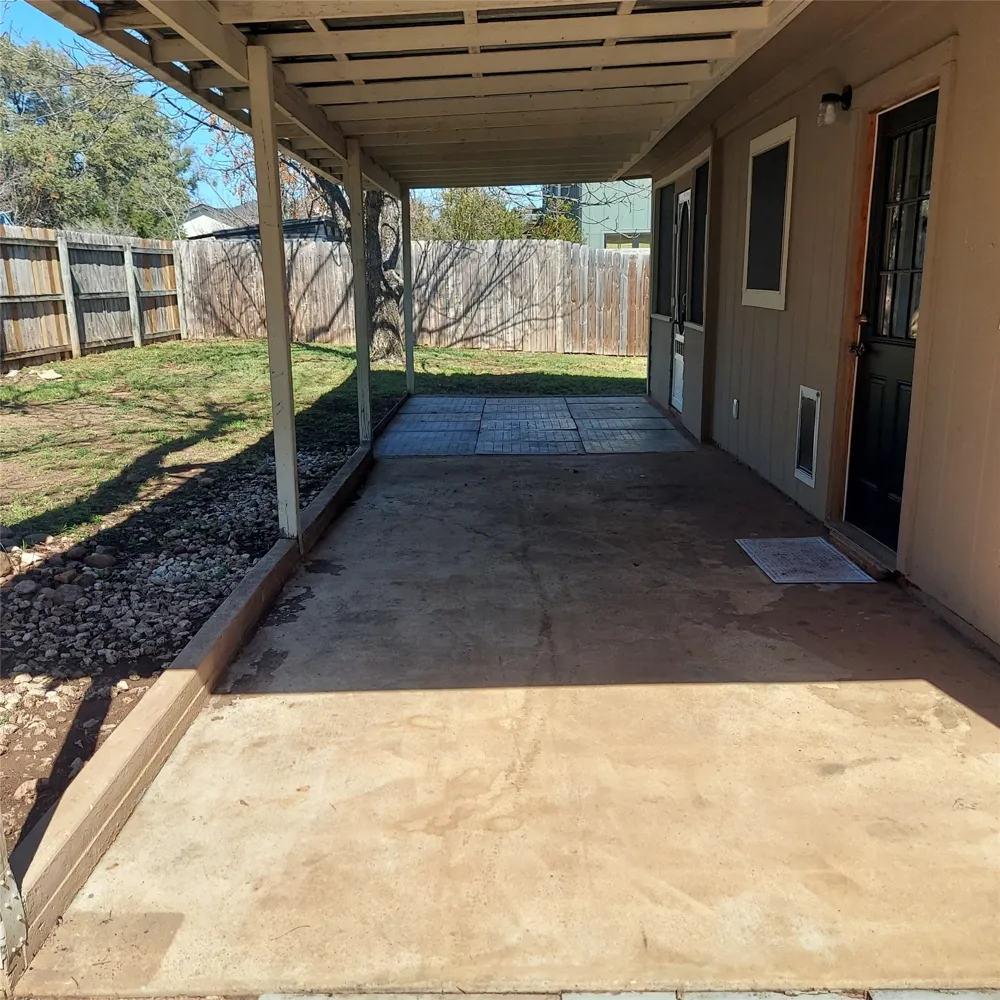 10908 5th Street Jonestown, TX 78645