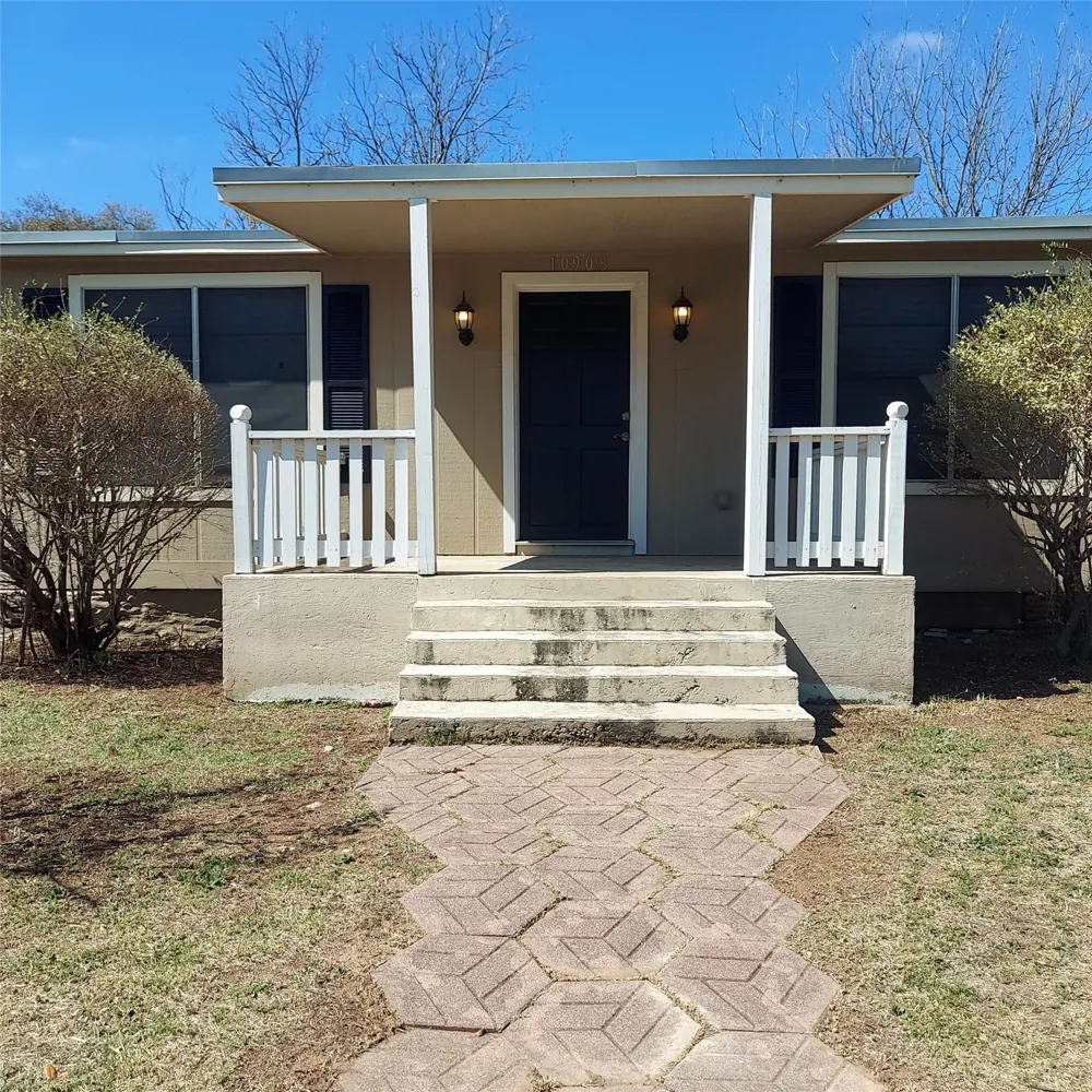 10908 5th Street Jonestown, TX 78645