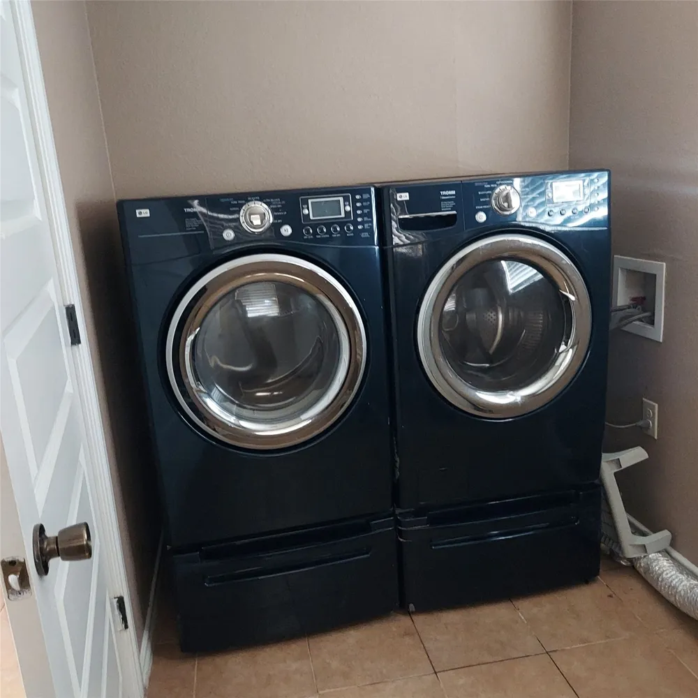 10908 5th Street Jonestown, TX 78645