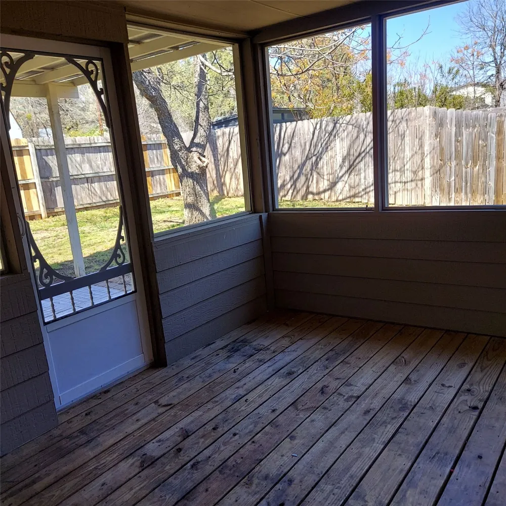 10908 5th Street Jonestown, TX 78645