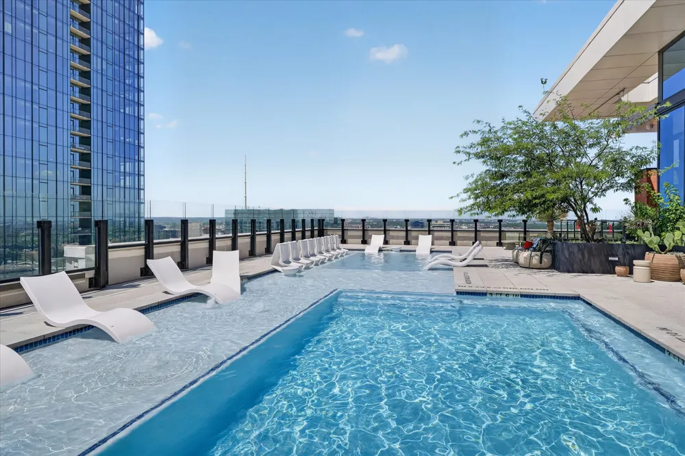 84 East Avenue #3808 Austin, TX 78701