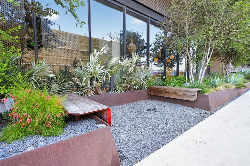 84 East Avenue #3808 Austin, TX 78701