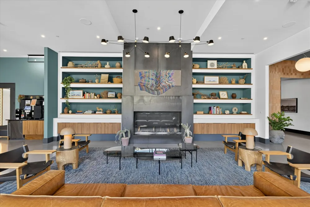 84 East Avenue #3808 Austin, TX 78701
