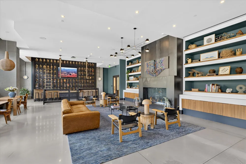 84 East Avenue #3808 Austin, TX 78701