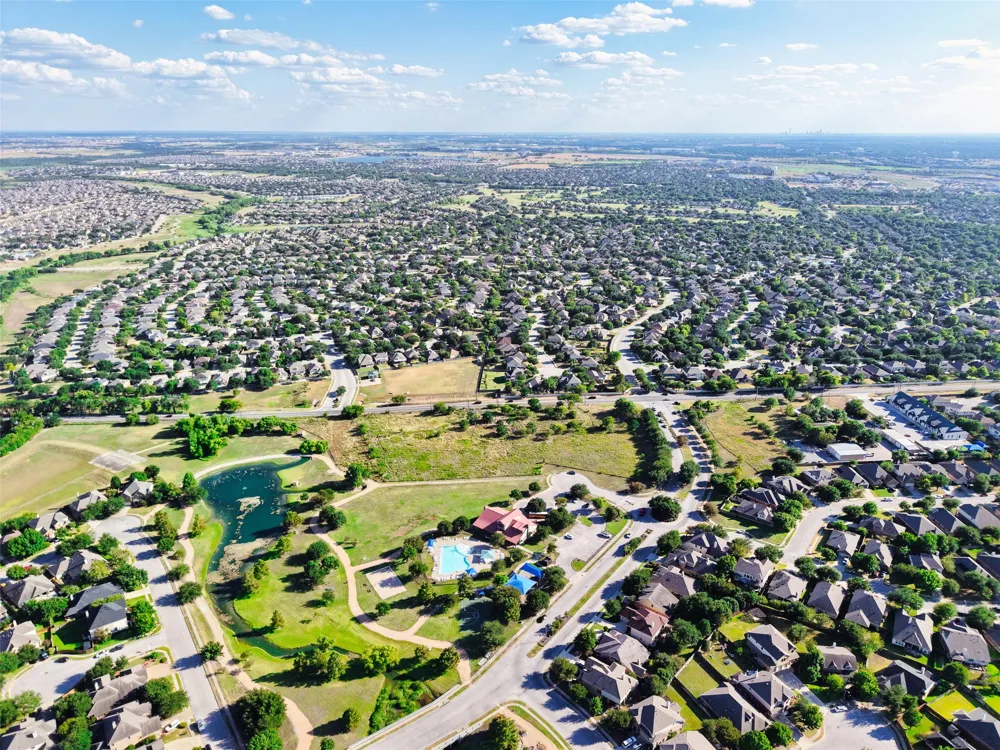 2510 Rowe Lane Pflugerville, TX 78660