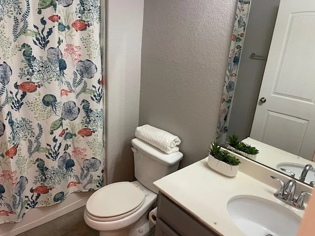 711 Rolling Oak Drive #117 Round Rock, TX 78664