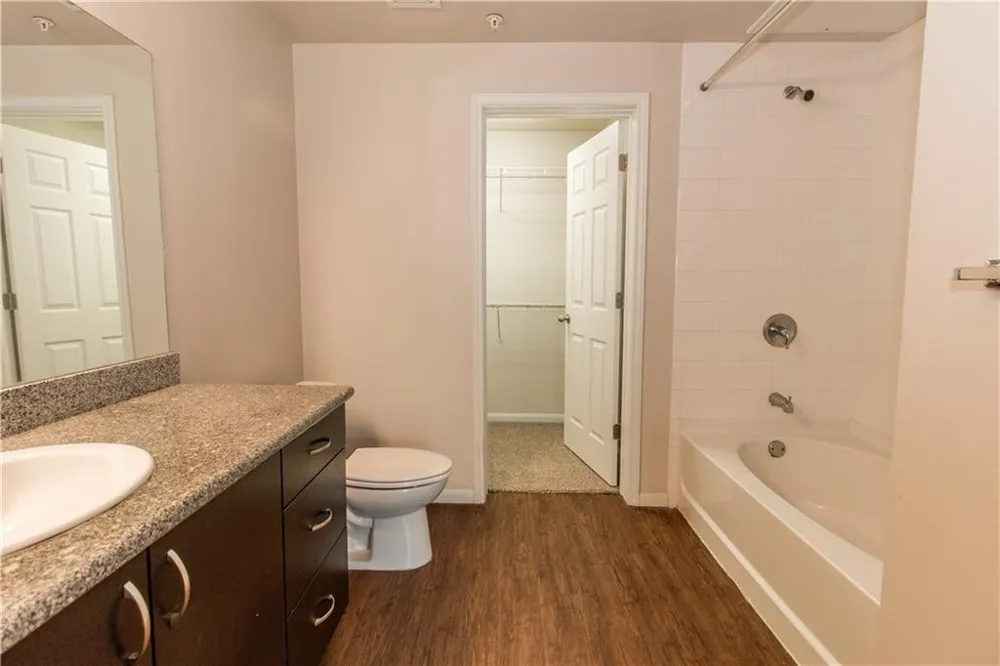 1401 E 4th Street #203 Austin, TX 78702