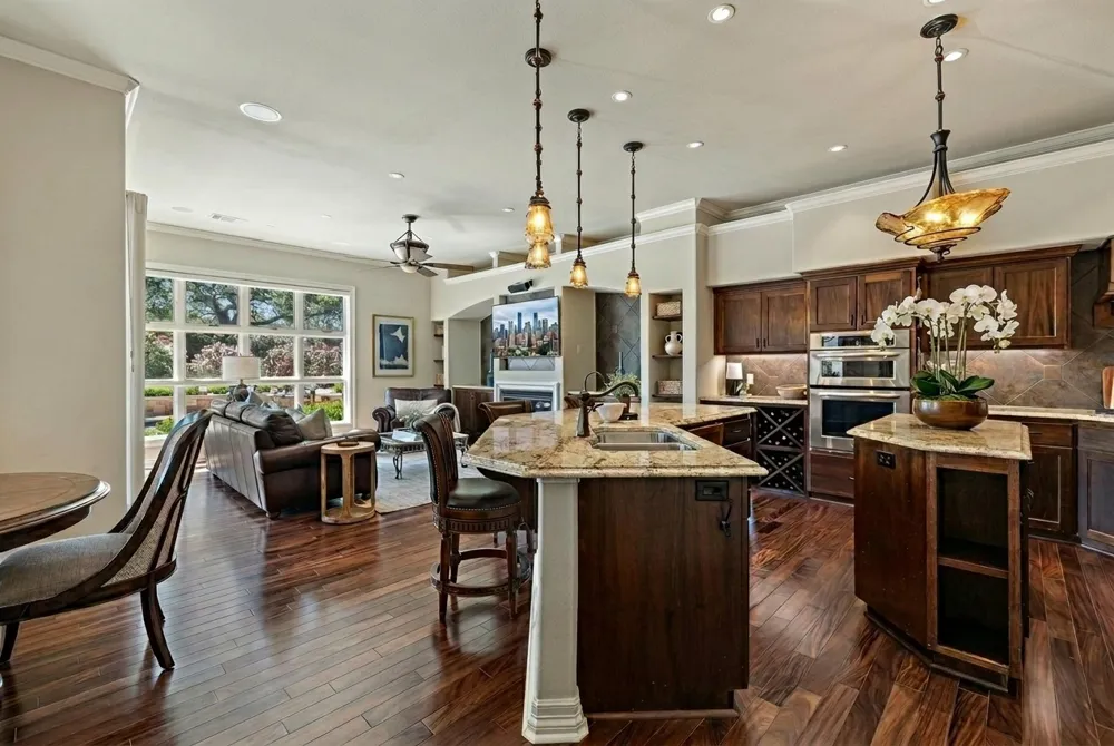 27435 Waterfall Hill Parkway Spicewood, TX 78669