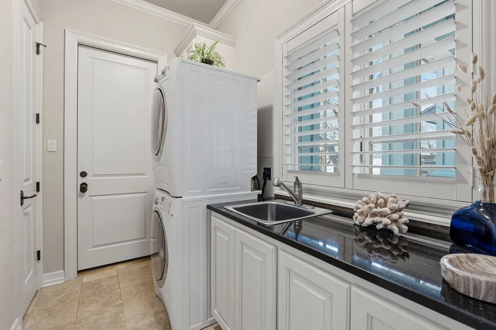 27435 Waterfall Hill Parkway Spicewood, TX 78669