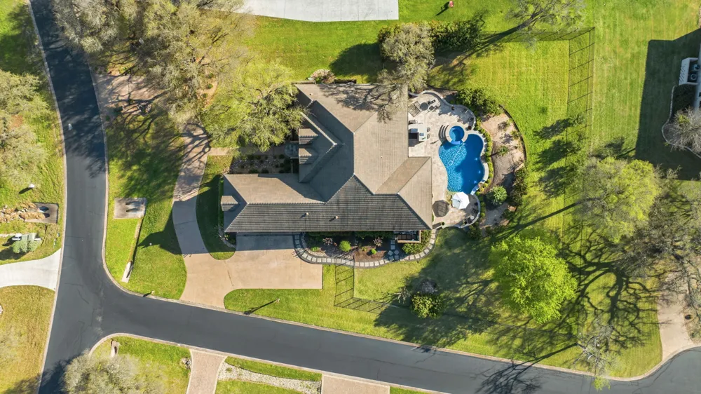 27435 Waterfall Hill Parkway Spicewood, TX 78669
