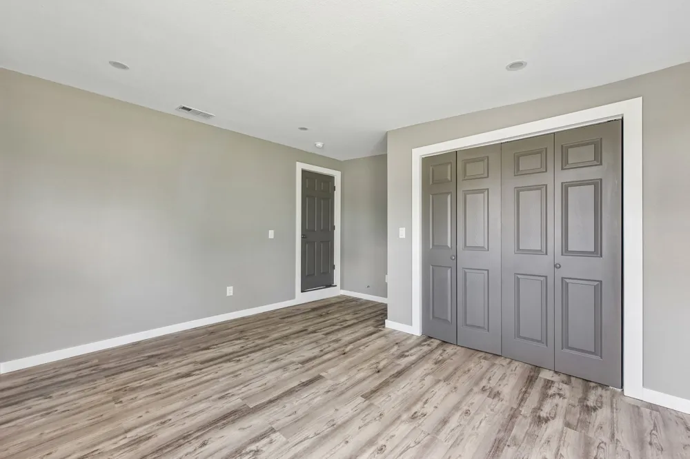 507 W 1st Street Flatonia, TX 78941