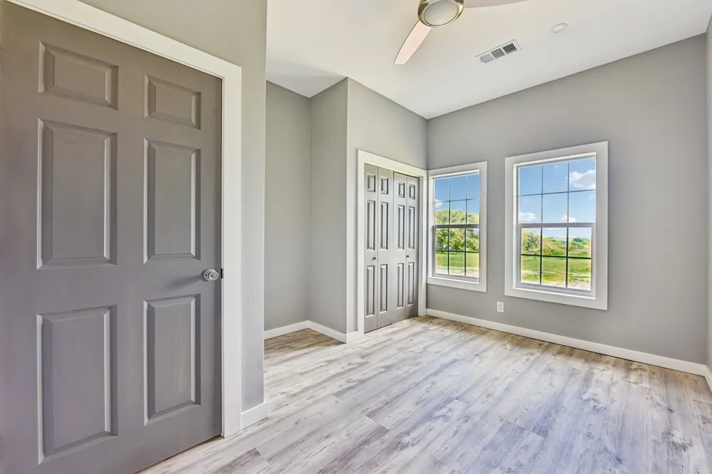 507 W 1st Street Flatonia, TX 78941