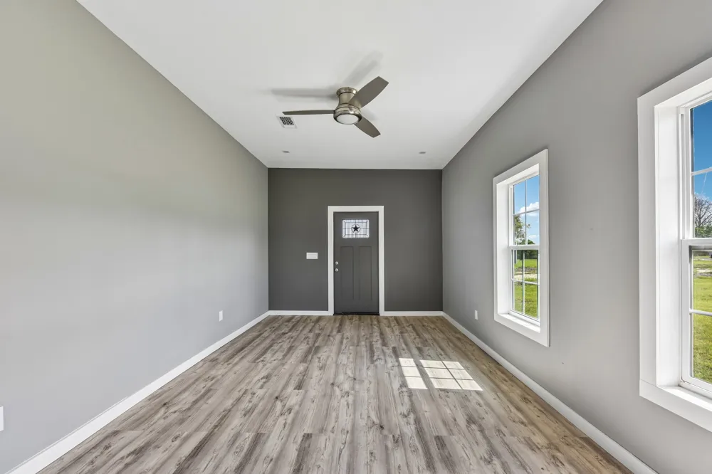 507 W 1st Street Flatonia, TX 78941
