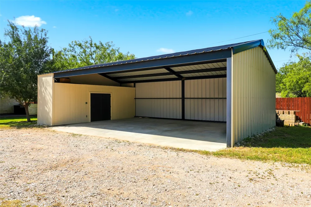 1303 Prairie Creek Road Granite Shoals, TX 78654