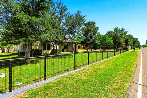 1303 Prairie Creek Road