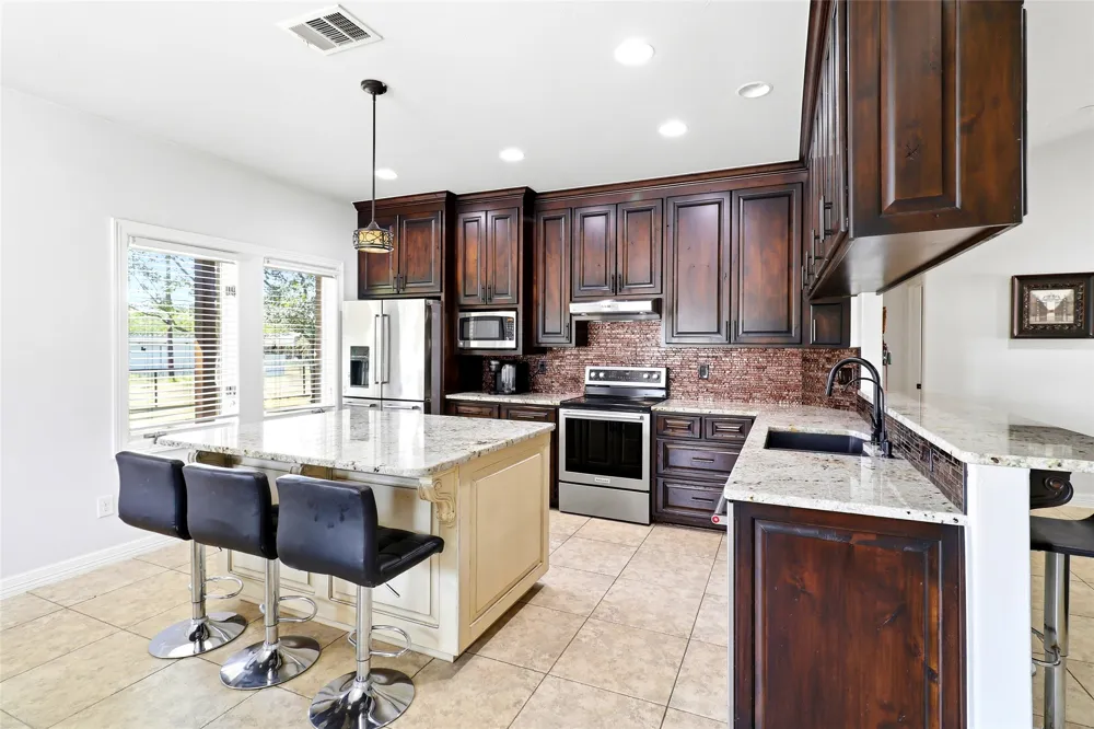 1303 Prairie Creek Road Granite Shoals, TX 78654