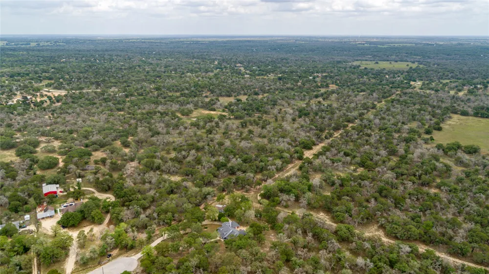 227 Encino Drive Floresville, TX 78114