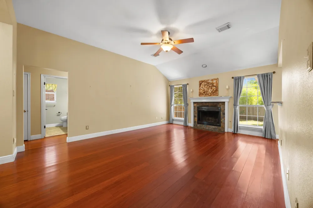9123 Fainwood Lane Austin, TX 78749
