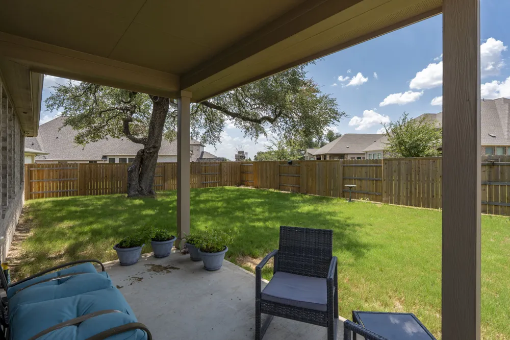 805 Cold River Run Kyle, TX 78640