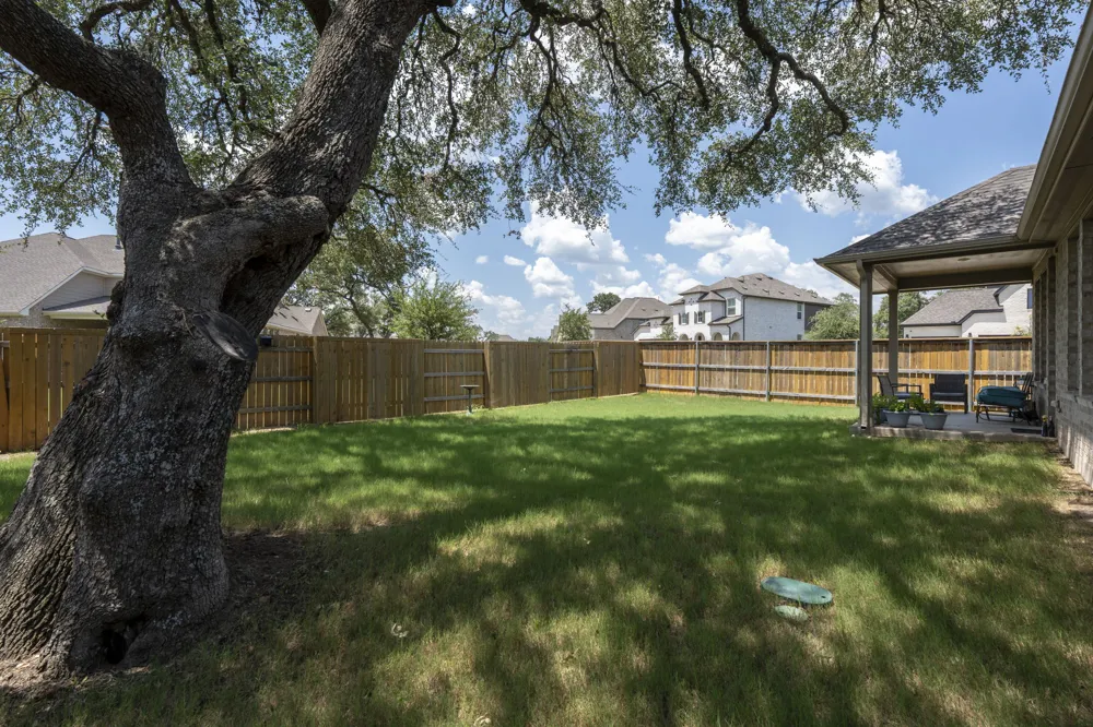 805 Cold River Run Kyle, TX 78640