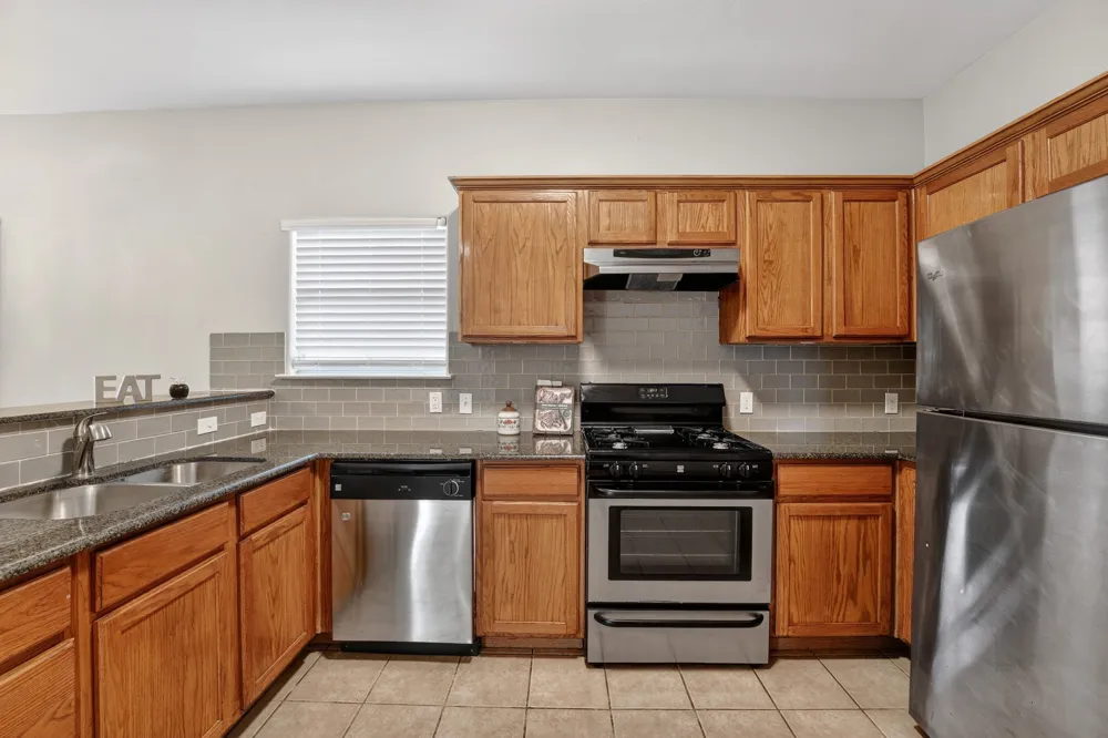 5625 Signal Point Point Austin, TX 78724
