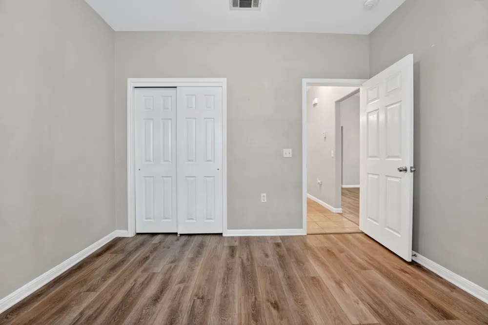 5625 Signal Point Point Austin, TX 78724