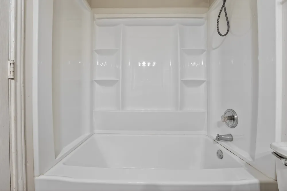 5625 Signal Point Point Austin, TX 78724