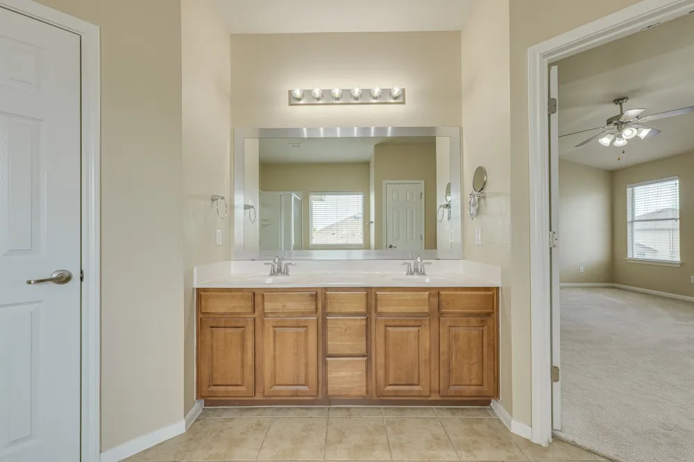 19617 Cheyenne Valley Drive Round Rock, TX 78664