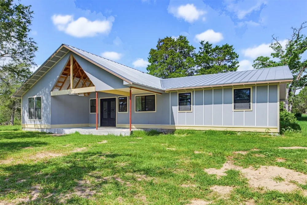 1156 County Road 437 Harwood, TX 78632