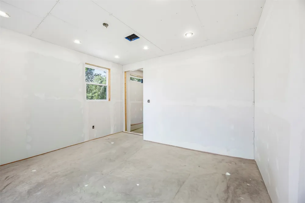 1156 County Road 437 Harwood, TX 78632