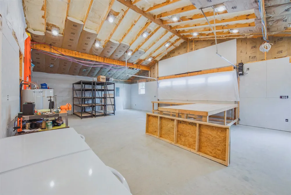 1156 County Road 437 Harwood, TX 78632