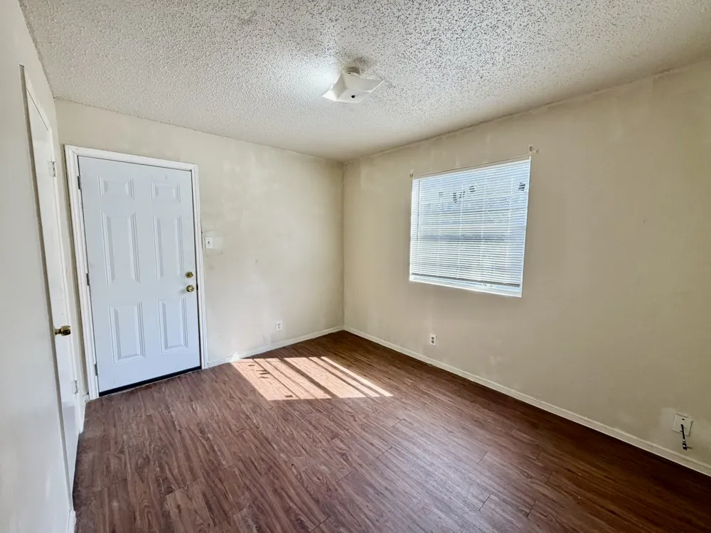 402 Hedgewood Drive #C Georgetown, TX 78628