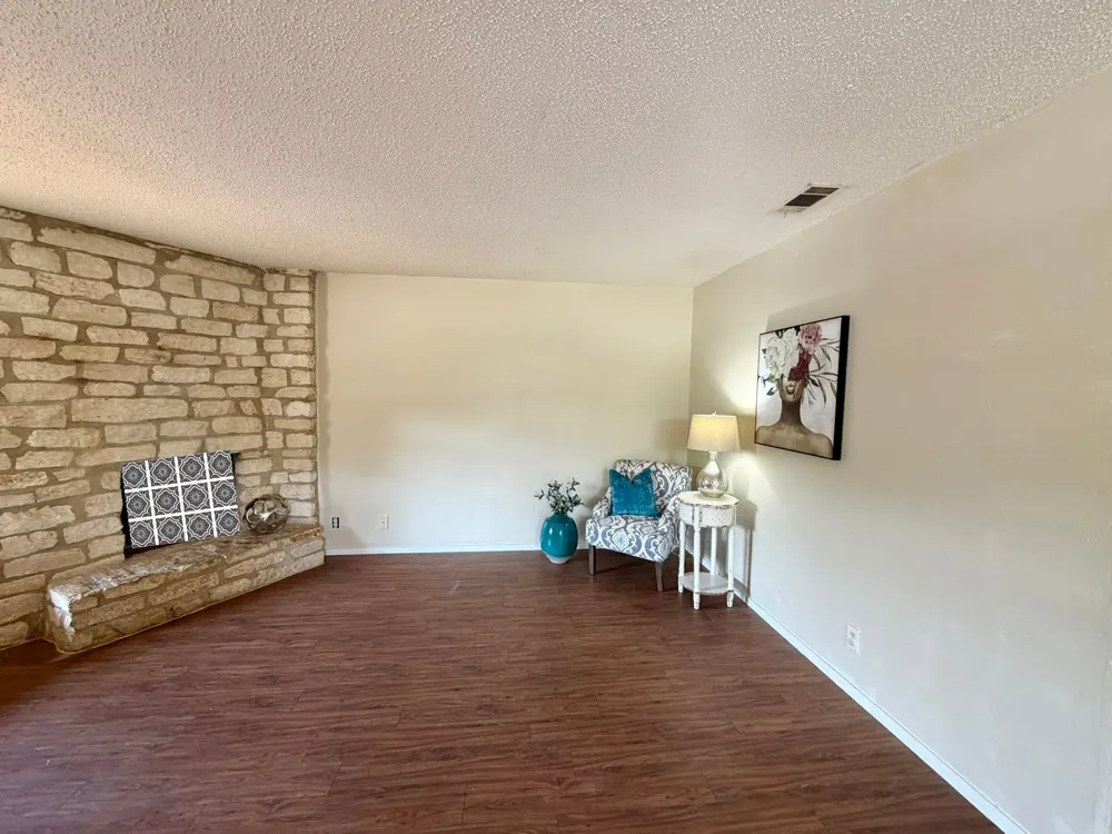 402 Hedgewood Drive #C Georgetown, TX 78628