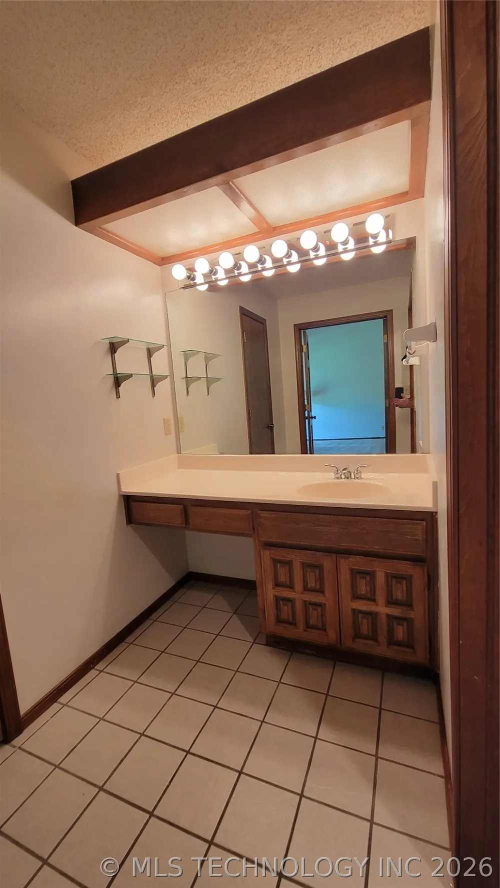 4027 E 82nd Place Tulsa, OK 74137
