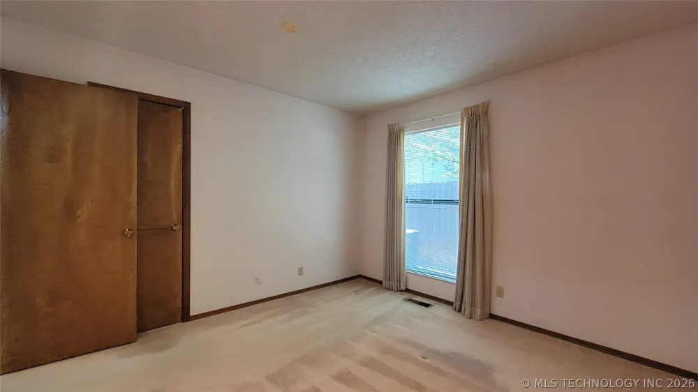 4027 E 82nd Place Tulsa, OK 74137