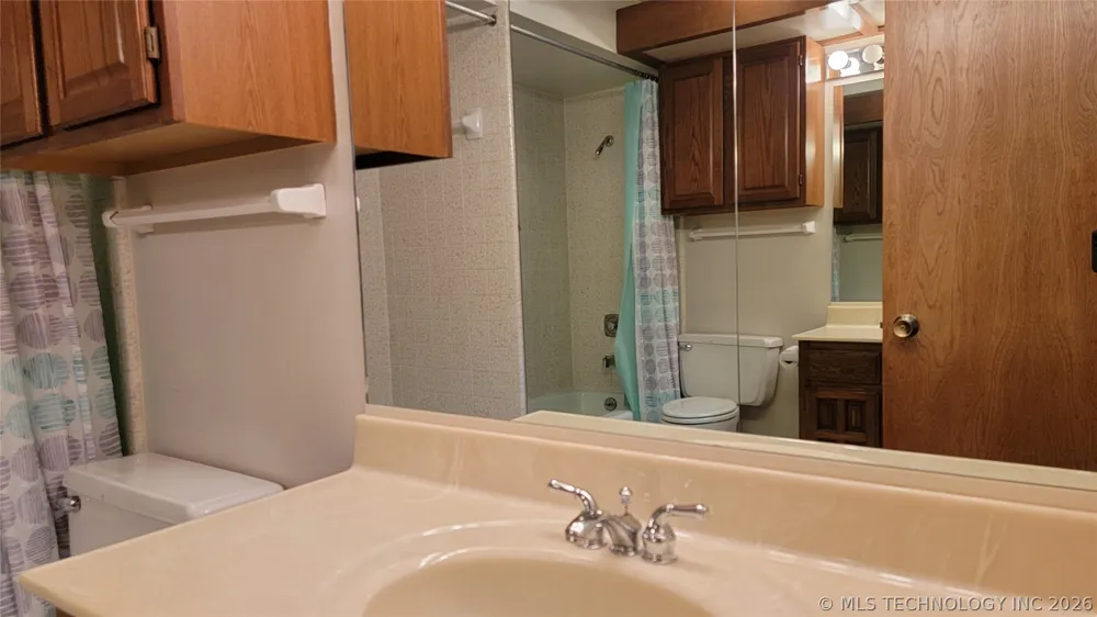 4027 E 82nd Place Tulsa, OK 74137