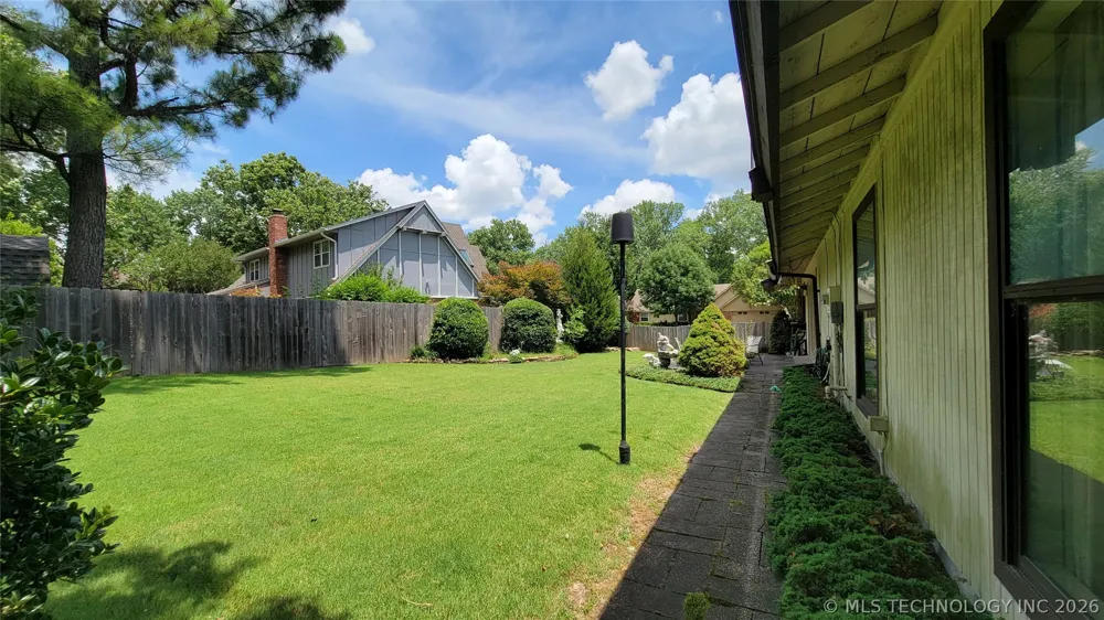 4027 E 82nd Place Tulsa, OK 74137